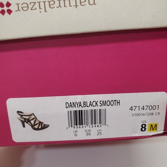 Naturalizer Women's Danya Dress Sandal Black Smooth M - Picture 10 of 10